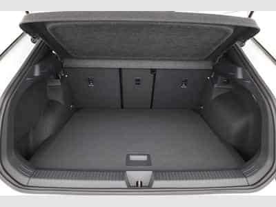 VW T-Roc 1.5 eTSI 110 kW R-Line (2026) - Photo 11