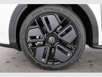VW T-Roc 1.5 eTSI 110 kW R-Line (2026) - Photo 12