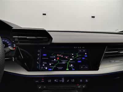 Audi A3 30 TFSI S-Line S-Tronic  Navi / Led / PDC (2024) - Photo 11