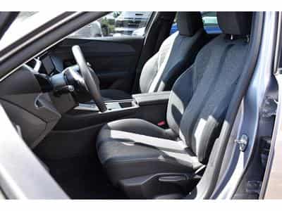 Peugeot 408 1.2 PureTech Allure EAT8 ACC LANE GPS CAM 1° MAIN (2024) - Photo 6
