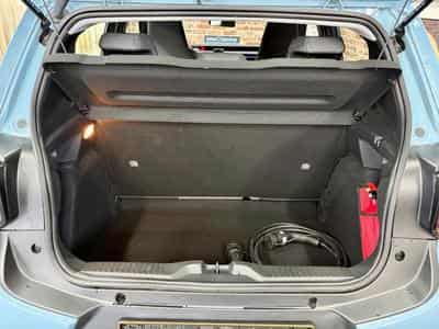Citroen C3 e-C3 113cv 44 KW/h Auto YOU / PDC/ LED (2025) - Photo 7