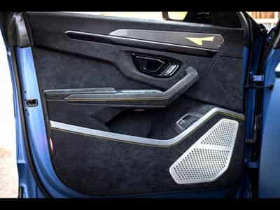 Lamborghini Urus PERFORMANTE 4.0 V8 666 CH – BLU GRIFO MATT – AD PERSONAM – A (2025) - Photo 13