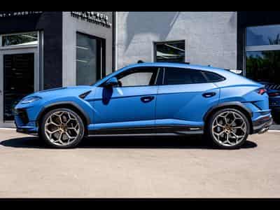 Lamborghini Urus PERFORMANTE 4.0 V8 666 CH – BLU GRIFO MATT – AD PERSONAM – A (2025) - Photo 2