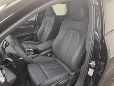 Audi A6 Avant S Line 204 CV / 150 kW TDI quattro S tronic (2026) - Photo 3