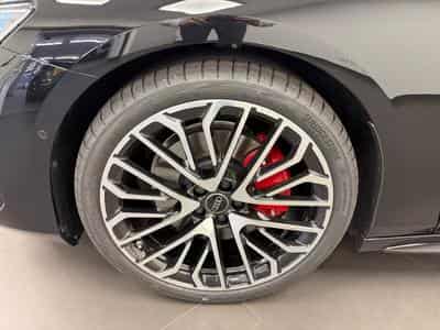 Audi A6 Avant e-hybrid S line 367 CH / 270 kW S tronic (2026) - Photo 10
