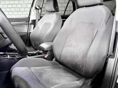 VW Golf STYLE 2.0 TDI 150CV DSG7 *CAMERA* NAVI * SIEGES CHAUFF* (2024) - Photo 7