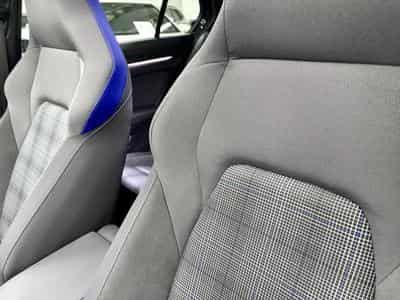 VW Golf GTE PHASE 2  1.5 eHybrid 272 CV DSG 6 *PANO * MATRIX * TÊTE (2025) - Photo 4