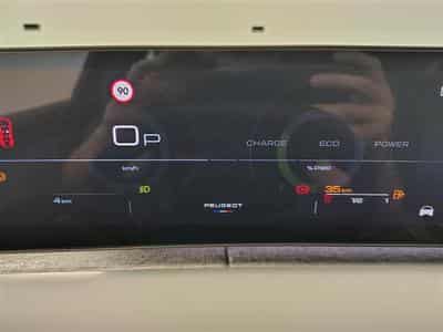 Peugeot 3008 1.2 Hybrid 145cv e-DCS6 Allure NAVI / FULL LED / CAMERA (2026) - Photo 10
