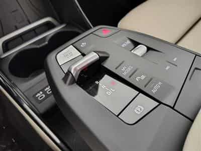 BMW 218 Active Tourer 218iA Cuir Navci / CarPlay / Caméra / ... (2023) - Photo 12