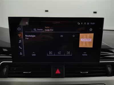 Audi A4 40 TDI QUATTRO S-Tronic S-Line (2025) - Photo 11