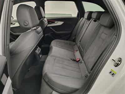 Audi A4 40 TDI QUATTRO S-Tronic S-Line (2025) - Photo 13