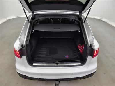 Audi A4 40 TDI QUATTRO S-Tronic S-Line (2025) - Photo 14