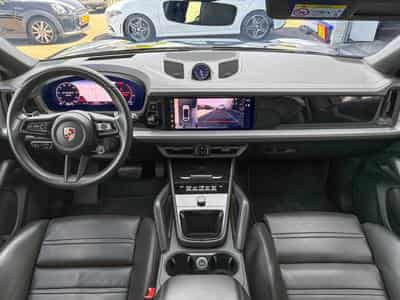Porsche Cayenne Cayenne Coupe / PANORAMA / ACC / 360° / CHRONO/HUD/VOLL (2024) - Photo 2