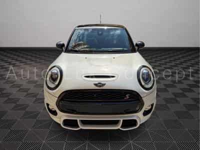 Mini Cooper S 5 portes (2016) - Photo 2