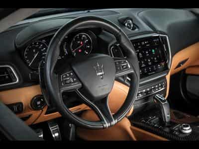 Maserati Ghibli TROFEO 3.8 V8 RWD (580 CH) – CARBON PACK INT / EXT (2023) - Photo 10