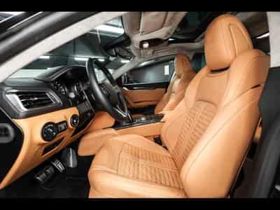Maserati Ghibli TROFEO 3.8 V8 RWD (580 CH) – CARBON PACK INT / EXT (2023) - Photo 11