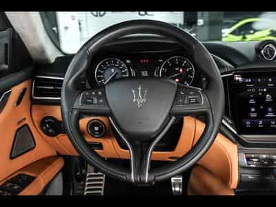 Maserati Ghibli TROFEO 3.8 V8 RWD (580 CH) – CARBON PACK INT / EXT (2023) - Photo 12