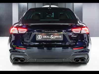 Maserati Ghibli TROFEO 3.8 V8 RWD (580 CH) – CARBON PACK INT / EXT (2023) - Photo 4