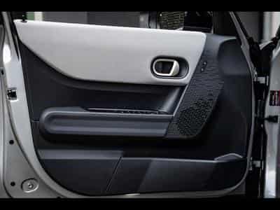 Mini Cooper S 5 PORTES AUTO FAVOURED TRIM - PACK XL - MELTING SILVER III (2025) - Photo 9