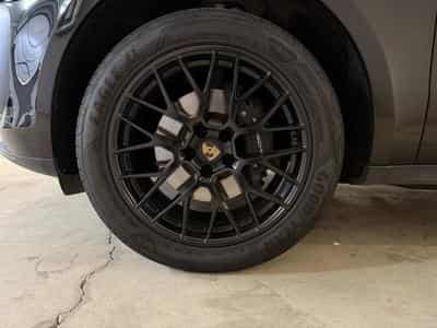 Porsche Macan 2.0 Turbo 265 (2022) - Photo 4