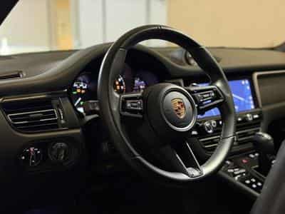 Porsche Macan 2.0 Turbo 265 (2022) - Photo 9