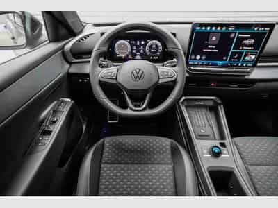 VW T-Roc neuer 1,5 eTSI (2026) - Photo 8