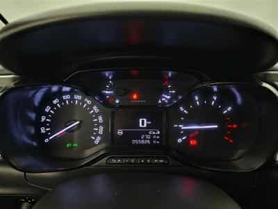 Citroen C3 1.2i PureTech Shine CARPLAY / FULL LED / JA 16" (2023) - Photo 10