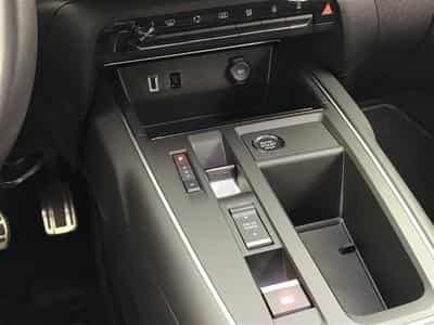 Citroen C5 Aircross 1.2 PureTech Shine EAT8 NAVI / CUIR-ALCANTARA / FULL LED (2023) - Photo 12