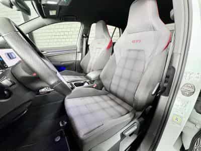VW Golf GTI 2.0 TSI BVM6 245 CV *BOITE MECA* ACC * CARPLAY* (2023) - Photo 7