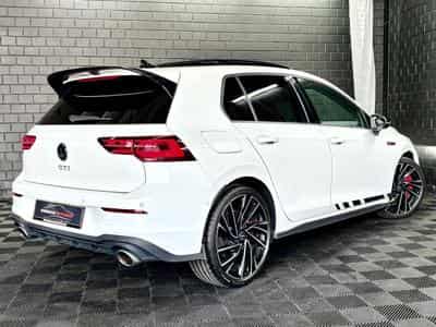 VW Golf GTI Clubsport 2.0 TSI 300CV DSG7 *PANO* MATRIX * HARMAN * CA (2024) - Photo 6