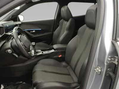 Peugeot 2008 1.2 PureTech GT Line PANO/CAM/CARPLAY (2021) - Photo 7