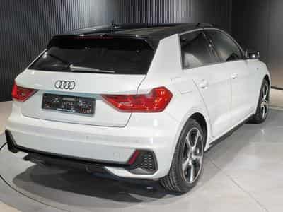 Audi A1 A1 SPORTBACK 30 TFSI S-LINE S-TRONIC CARPLAY ECLAIRAGE AMBIA (2023) - Photo 3