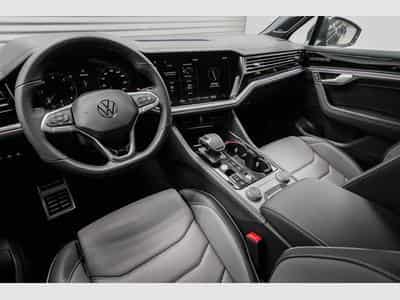 VW Touareg 3,0 V6 TDI (2026) - Photo 7