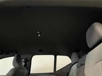 Volvo XC40 Core (2024) - Photo 12