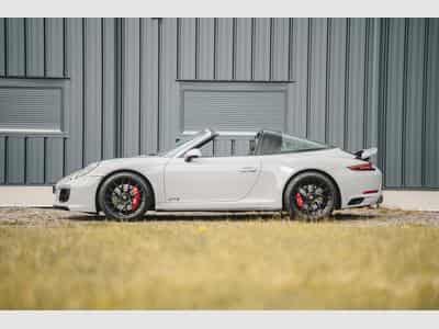 Porsche 911 Targa 4 GTS Gris Craie Rare – 1ère Main – Porsche Approved (2018) - Photo 9