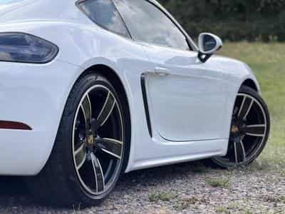 Porsche 718 2.5 350ch S PDK / Immat FR / 25 000€ d'options / Sport Chron (2018) - Photo 10