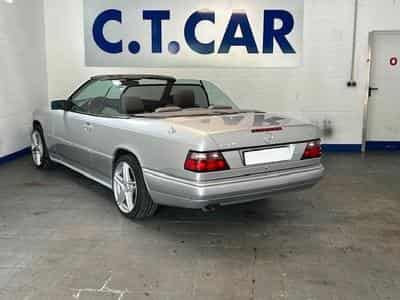 Mercedes E 320 AMG Line -  W124 (1995) - Photo 3