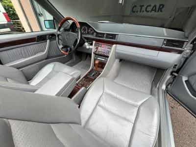 Mercedes E 320 AMG Line -  W124 (1995) - Photo 9