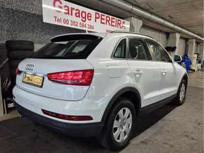 Audi Q3 2.0 TDI 150 BI-XENON NAVI (2015) - Photo 2