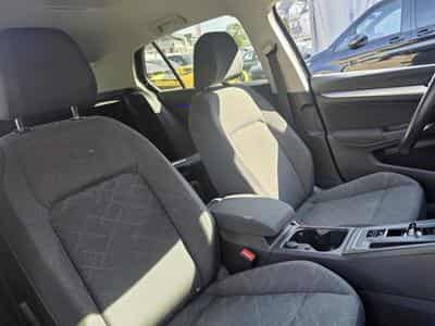 VW Golf Golf 8 1.5 eTSI 150 DSG LIFE LED NAVI (2021) - Photo 4