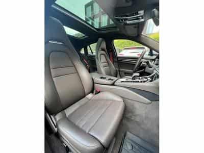 Porsche Panamera 4 E-Hybrid Platinum Edition (2022) - Photo 14