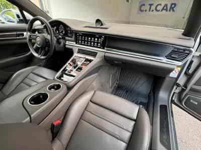 Porsche Panamera 4 E-Hybrid Platinum Edition (2022) - Photo 6