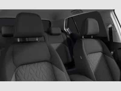 VW Golf LIFE (2026) - Photo 5