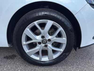Renault CLIO IV ESTATE 0.9 TCE 90 ENERGY LIMITED (2019) - Photo 13
