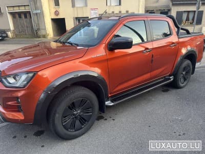 Isuzu D-Max V-CROSS (2021) - Photo 1