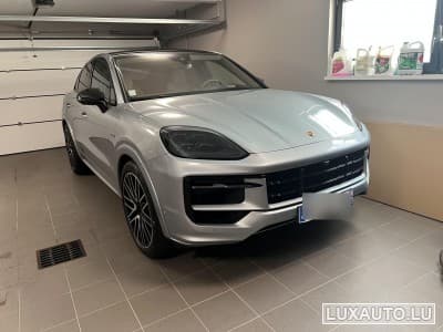 Porsche Cayenne Coupé hybride (2023) - Photo 1