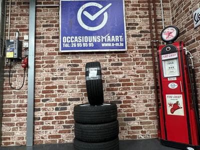 Jantes Alu + pneus 225/45 R17 91V (2026) - Photo 1