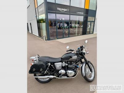 Triumph Bonneville (2012) - Photo 1