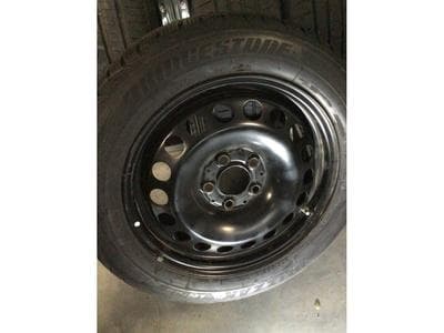 Jantes et pneus – 16" - Photo 1