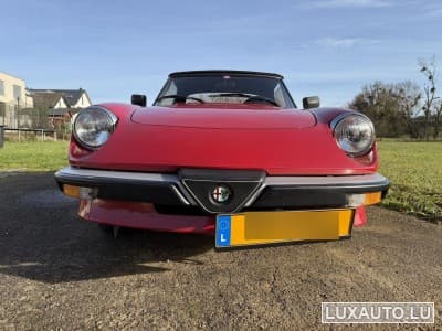 Alfa-Romeo Spider (1988) - Photo 1